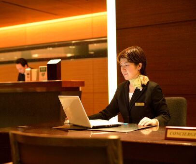 フロントの様子